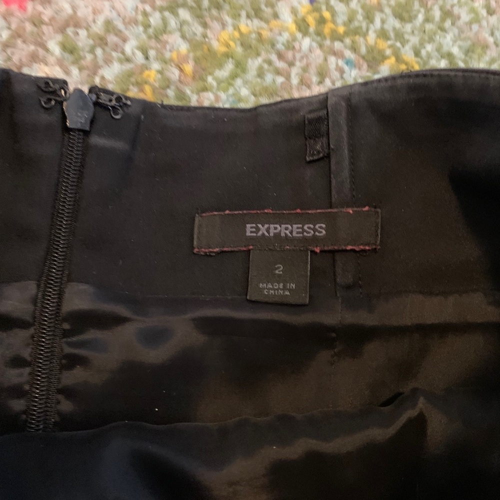 Express Lbd - image 4